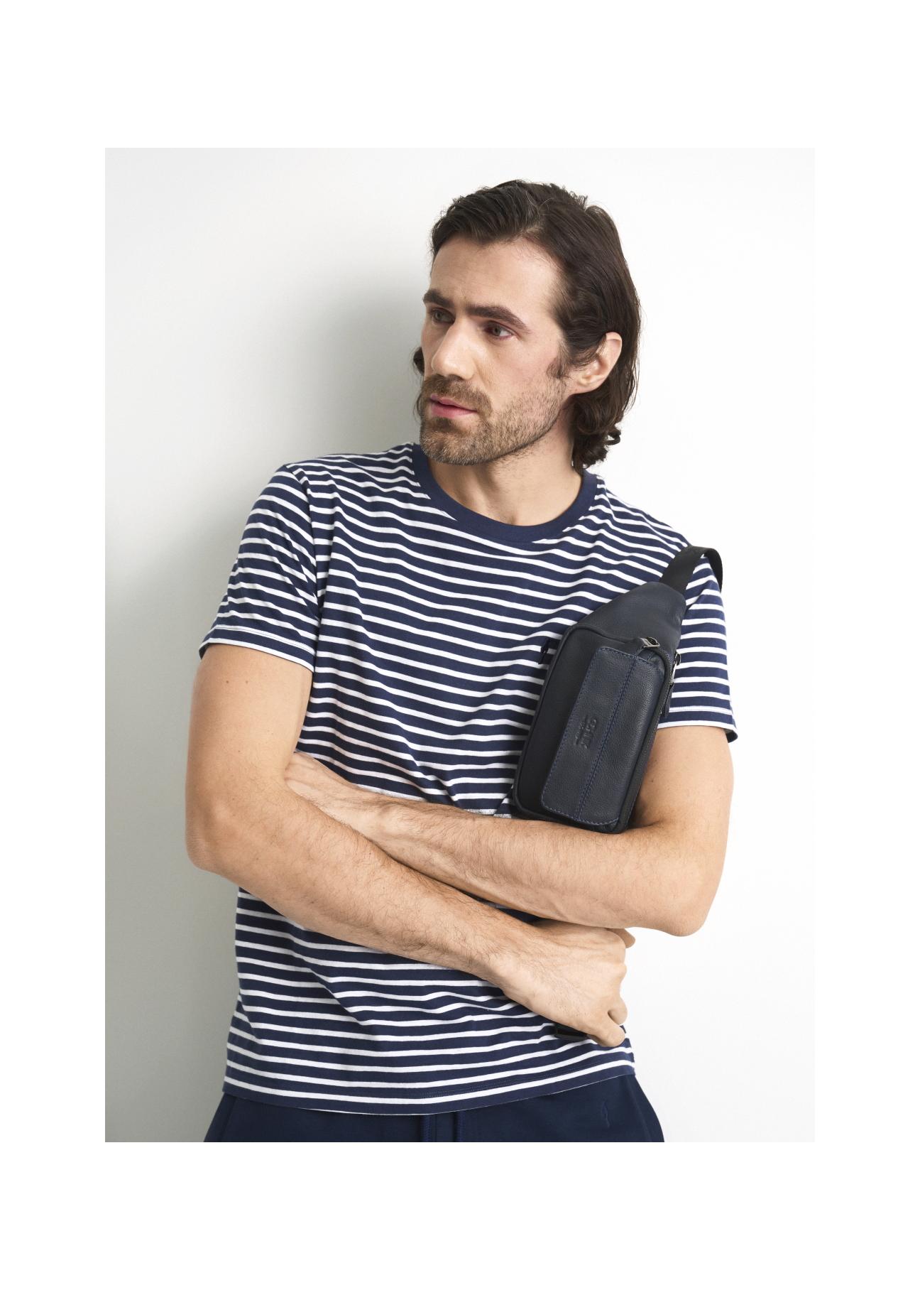 T-shirt męski TSHMT-0071-69(W22)