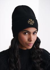 Czarna czapka damska z monogramem CZADT-0079A-99(Z23)