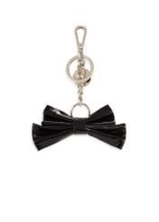 Skórzany brelok w kształcie kokardki BRELOK-0217-99(Z25), widok produktu od tyłu na białym tle.