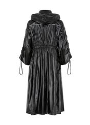 Długi metaliczny płaszcz damski KURDT-0367-99(W22)