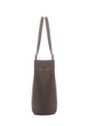 Brązowa groszkowana torebka shopper TOREC-1252-1I (Z26). Widok na bok na białym tle.