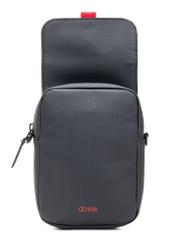 Mała czarna listonoszka męska TORMN-0399-9J(W26), widok produktu z przodu na białym tle.