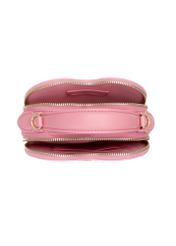 Różowa torebka w kształcie serca TOREC-1154-5B(W26), widok produktu od góry na białym tle.