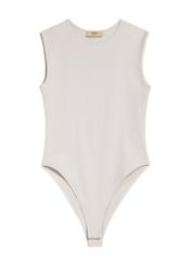 Jasnobeżowe body damskie BODYT-0002-80(Z25), widok produktu z przodu na białym tle.