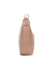 Torebka shopper na ramię w kolorze camelu TOREC-0885B-81(Z25), widok produktu od boku na białym tle.