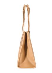 Duża torebka shopper camelowa TOREC-0977A-24(Z25), widok produktu od boku na białym tle.