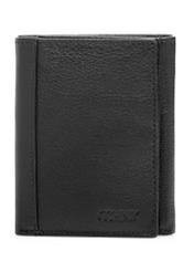 Mały skórzany portfel męski PORMS-0683-99(W26) - widok produktu z przodu, na białym tle. 