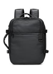 Czarny duży plecak męski TORMN-0414-99(W26) - widok produktu z przodu, na białym tle. 