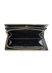 Średni skórzany portfel animal print PORES-0950-81(W25) - widok otwartego produktu z góry na białym tle. 
