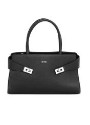 Elegancka czarna torebka damska z ozdobnymi zapięciami TOREC-1374-9I(Z26), widok produktu z przodu na białym tle.