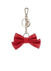 Skórzany brelok w kształcie kokardki BRELOK-0217-42(Z25), widok produktu od tyłu na białym tle.