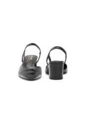 Skórzane czarne czółenka z odkrytą piętą BUTYD-1173-99(W26), widok produktu z przodu i tyłu na białym tle.