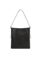 Czarna skórzana torebka shopper TORES-1436-99(Z26) - widok produktu z przodu, na białym tle.