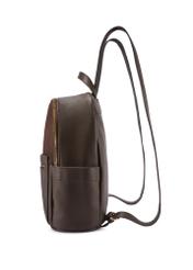 Brązowy plecak damski TOREC-1125-1I(W26), widok produktu od boku na białym tle.