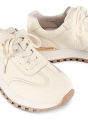 Skórzane sneakersy damskie w kolorze kremowym BUTYD-1270-0B(W26), zbliżenie na detal produktu na białym tle.