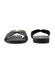 Czarne klapki damskie z przeszyciami BUTYD-1223-99(W26), widok produktu z przodu i tyłu na białym tle.