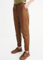 Spodnie skórzane karmelowe damskie SPODS-0022-1103(W22)-01
