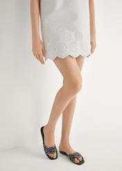 Czarne skórzane klapki damskie z dżetami BUTYD-1226-99(W26)