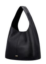 Czarna skórzana torebka shopper TORES-1372A-9I(Z26), widok produktu skosem na białym tle.
