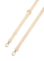 Kremowa torebka damska z przeszyciami TOREC-1151-0B(W26) - zbliżenie na detal, na białym tle. 