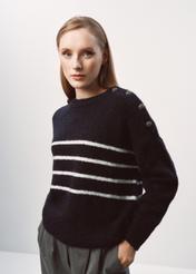 Granatowy sweter damski w paski SWEDT-0200-69(Z23)