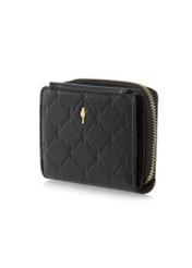 Mały czarny portfel damski z monogramem POREC-0349A-9P(Z26) widok produktu skosem na białym tle.