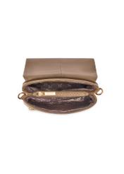 Ciemnobeżowa skórzana torebka damska TORES-0911F-1K(W26) - widok produktu z góry, na białym tle. 