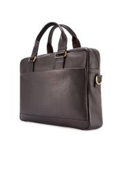 Brązowa skórzana teczka męska TORMS-0503-1I(W26) - widok produktu lekko po skosie, na białym tle. 