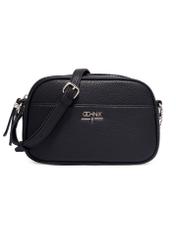 Czarna mała torebka damska TOREC-1285-9I(Z26), widok produktu od przodu na białym tle.