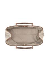 Beżowa torebka shopper w jodełkę TOREC-1330-1P(Z26) - widok produktu z góry, na białym tle. 
