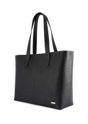 Czarna torebka damska shopper TOREC-1208-9I(W26), widok produktu skosem na białym tle.