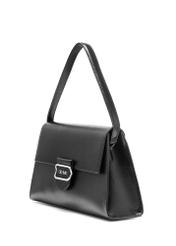 Elegancka czarna torebka damska TOREC-1068-99(Z25), widok skosu produktu na białym tle. 
