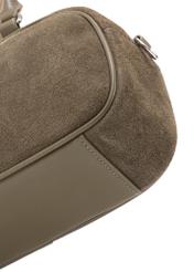 Torebka damska khaki na ramię TORES-1193-55 (Z25), zbliżenie na detal produktu na białym tle.