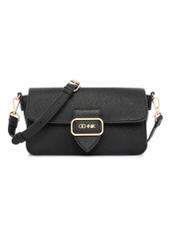 Czarna torebka listonoszka damska TOREC-1120-99(W26) - widok produktu z przodu, na białym tle. 