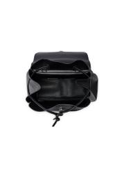 Czarny średni plecak damski TOREC-1132-99(W26) - widok produktu   z góry, na białym tle.