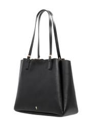 Czarna damska torebka typu shopper TOREC-1344-9I(Z26) - widok produktu po skosie, na białym tle. 