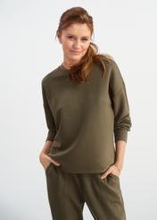Bluza damska khaki BLZDT-0112-55(W25) - widok z przodu na modelce, na białym tle. Widoczna cała sylwetka do połowy.