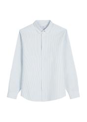 Bawełniana błękitna koszula męska w paski KOSMT-0354-7B(W26) - widok produktu z przodu, na białym tle. 