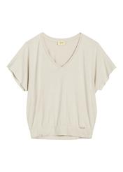 Jasnobeżowa bluzka damska BLUDT-0202-1A(W26), widok produktu z przodu na białym tle.