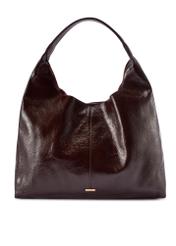 Duża skórzana brązowa torebka damska TORES-1179-1I(W26), widok produktu z przodu na białym tle.