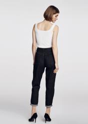 Czarne spodnie mom jeans damskie SPODT-0055-99(W21)-03