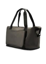 Ciemnoszara torba męska TORMN-0369-95(Z25), widok produktu skosem na białym tle.