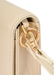 Kremowy portfel damski z paskiem POREC-0431-0B(W26) - zbliżenie na detal, na białym tle. 