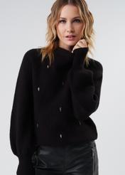 Czarny sweter damski z zawieszkami SWEDT-0197-99(Z23)