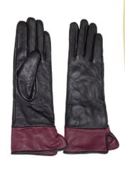 Czarno-bordowe skórzane rękawiczki damskie REKDS-0094-99(Z25) - widok produktu z góry na białym tle. 