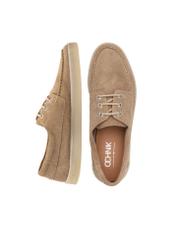 Skórzane buty męskie w kolorze chłodnego beżu BUTYM-0533-1K(W26) - widok produktu z góry, na białym tle. 