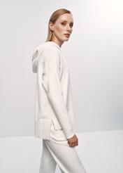 Kremowy sweter damski z kapturem SWEDT-0180-12(Z23)