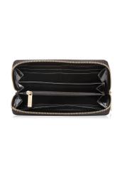 Skórzany ciemnobrązowy portfel damski PORES-0986-1I(W26), widok produktu w środku na białym tle.