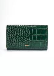 Ciemnozielony portfel damski croco PORES-0951-51(W25) - widok produktu z przodu na białym tle.