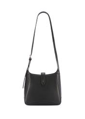 Czarna skórzana torebka na ramię TORES-1211-9I(W26) - widok produktu z przodu, na białym tle. 